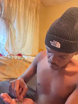 Snapshot of BigAndBeaut chatting on February 9, 2026, 7:39 am BigAndBeaut online show from February 9, 2026, 7:39 am