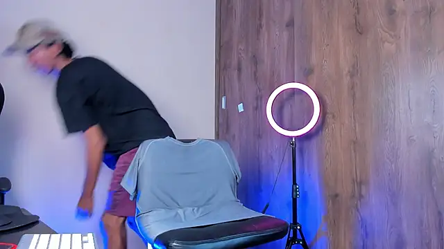 Snapshot of neitan_miller_ chatting on February 11, 2026, 5:46 pm neitan miller online show from February 11, 2026, 5:46 pm