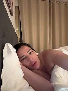 Maya-www online show from March 2, 2026, 4:35 am