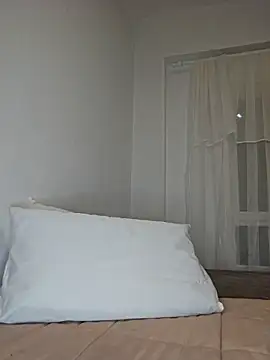 Snapshot of Angelmoon04 chatting on March 23, 2026, 2:44 am Angelmoon04 online show from March 23, 2026, 2:44 am