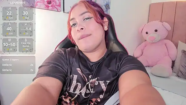 Snapshot of tatikanyx chatting on February 18, 2026, 4:47 pm tatikanyx online show from February 18, 2026, 4:47 pm