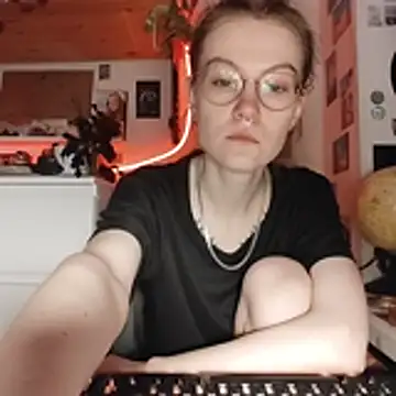 Shy Bamby online show from April 5, 2026, 5:41 pm