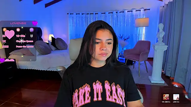 taylor smiith1 online show from May 23, 2026, 2:16 pm