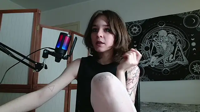 Mysterious Toy online show from February 2, 2026, 5:34 pm