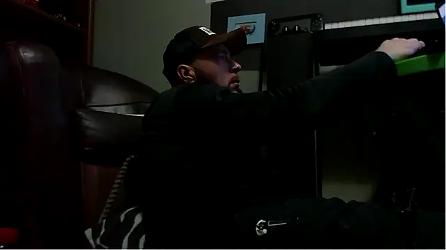 Snapshot of Numba1dad_ chatting on January 11, 2026, 2:18 am Numba1dad online show from January 11, 2026, 2:18 am