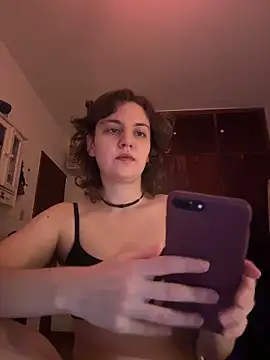 Snapshot of witchdub chatting on April 8, 2026, 2:29 pm witchdub online show from April 8, 2026, 2:29 pm