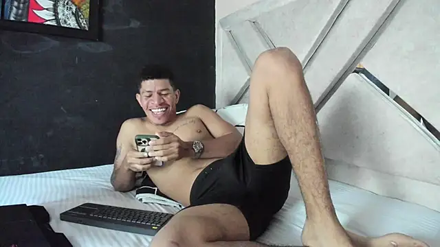 Snapshot of antonio_aguilarx chatting on February 6, 2026, 7:21 pm antonio aguilarx online show from February 6, 2026, 7:21 pm