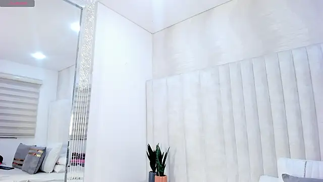 AliaahSky online show from February 22, 2026, 5:32 am