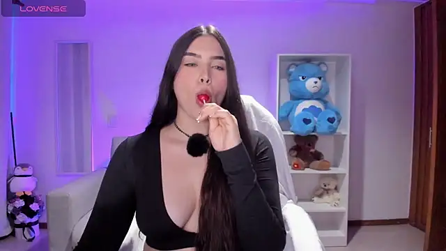  wtdreamgirl online show from June 4, 2026, 5:34 am
