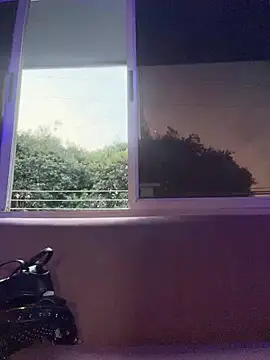 EmmaJhoons online show from February 11, 2026, 11:43 am