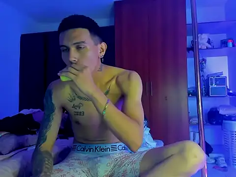 Snapshot of Scook_Gray_ chatting on February 9, 2026, 6:39 pm Scook Gray online show from February 9, 2026, 6:39 pm