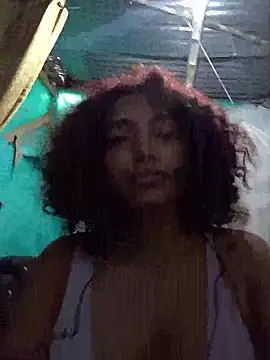 Snapshot of meganparixx chatting on March 6, 2026, 9:43 pm meganparixx online show from March 6, 2026, 9:43 pm