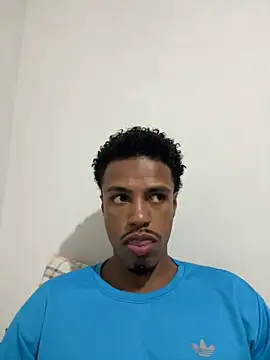 LorenzoBlack27 online show from March 18, 2026, 10:32 pm