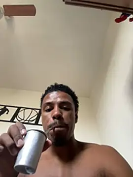 LorenzoBlack27 online show from May 17, 2026, 7:36 pm