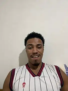 LorenzoBlack27 online show from June 15, 2026, 11:04 pm