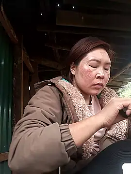 feli-00 online show from January 10, 2026, 2:07 am