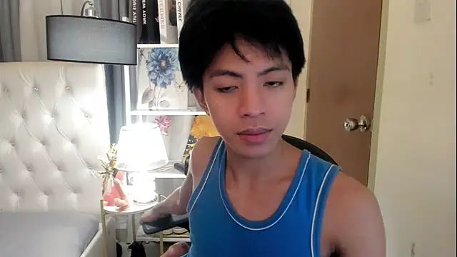 davincihugecock online show from May 17, 2026, 5:02 pm