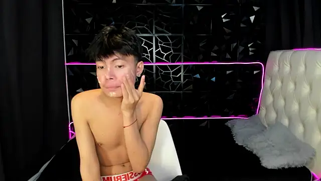 urtwinkbrixz online show from February 24, 2026, 5:30 am