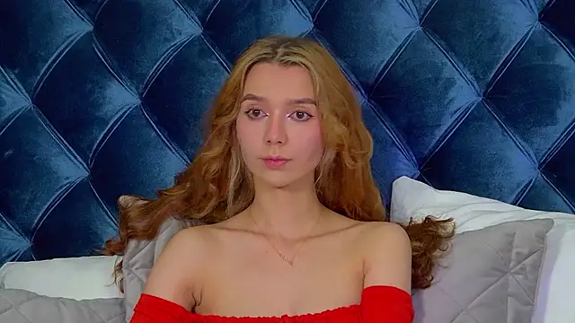 Snapshot of VanessaVienne chatting on February 8, 2026, 4:05 pm VanessaVienne online show from February 8, 2026, 4:05 pm