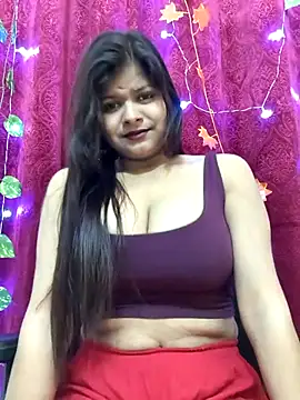 Snapshot of Attractive_Queen_ chatting on February 25, 2026, 4:23 am Attractive Queen online show from February 25, 2026, 4:23 am