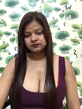 Snapshot of Attractive_Queen_ chatting on February 6, 2026, 3:46 am Attractive Queen online show from February 6, 2026, 3:46 am