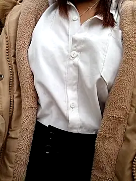 hoahong2 online show from January 10, 2026, 1:34 am