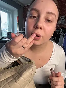 AnnaSeint online show from March 15, 2026, 1:18 pm