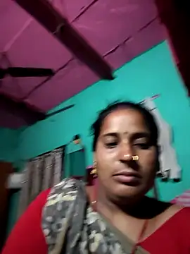 Snapshot of Reena_lodha chatting on February 20, 2026, 10:33 pm Reena lodha online show from February 20, 2026, 10:33 pm