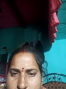 Snapshot of Reena_lodha chatting on January 17, 2026, 10:35 pm Reena lodha online show from January 17, 2026, 10:35 pm