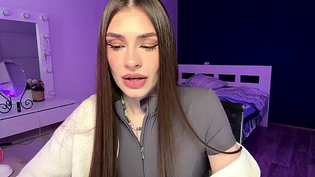 MachelleSpader online show from February 5, 2026, 8:43 am