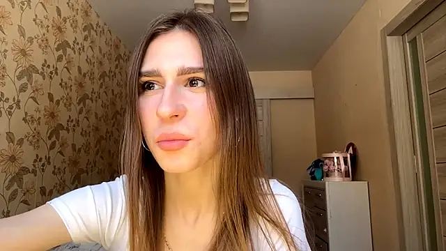 ElsieKuhlmann online show from January 19, 2026, 11:14 am