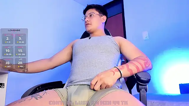 Theo Rowan online show from February 9, 2026, 10:19 pm