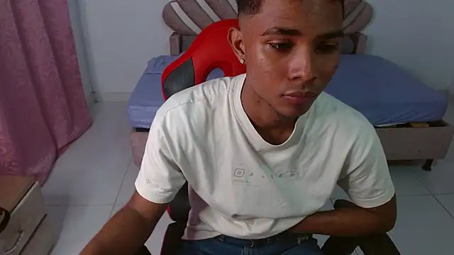 Enzo fox77 online show from January 8, 2026, 11:38 am