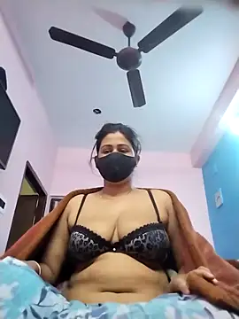 Snapshot of pinkihot23 chatting on February 14, 2026, 8:25 am pinkihot23 online show from February 14, 2026, 8:25 am