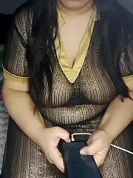 Curvymoza online show from February 15, 2026, 2:56 am