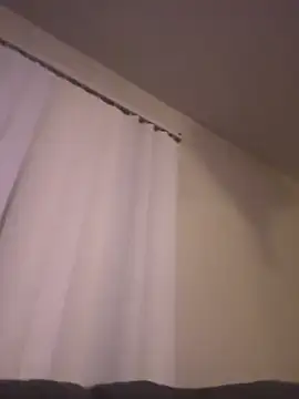 Snapshot of prettyprincess03 chatting on March 4, 2026, 3:25 am prettyprincess03 online show from March 4, 2026, 3:25 am