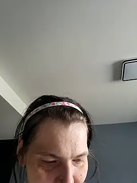 roksa2026 online show from April 1, 2026, 9:10 am