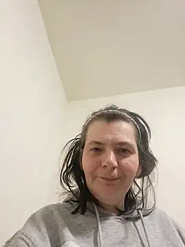 roksa2026 online show from April 1, 2026, 6:05 pm