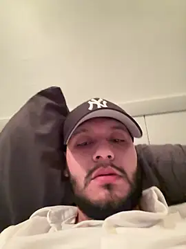 Ser02hot latino online show from February 3, 2026, 6:57 pm