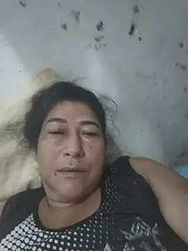 PatriciaGrajales online show from May 27, 2026, 1:29 pm