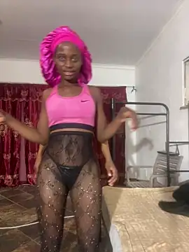 CreamyCupCake 96 online show from April 4, 2026, 5:52 pm