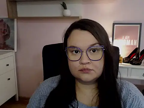 Snapshot of HollyDanceSoul chatting on February 20, 2026, 5:37 am HollyDanceSoul online show from February 20, 2026, 5:37 am