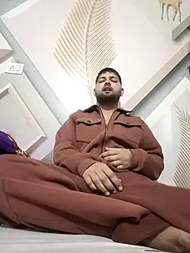 Snapshot of Pulkeet1433 chatting on February 13, 2026, 12:49 pm Pulkeet1433 online show from February 13, 2026, 12:49 pm