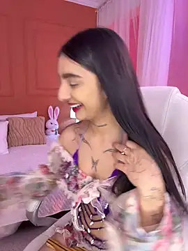 Snapshot of Abriil_cutee chatting on May 20, 2026, 5:21 pm Abriil cutee online show from May 20, 2026, 5:21 pm