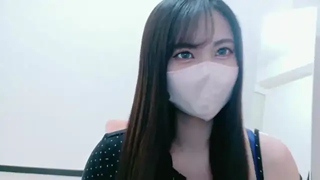 Snapshot of Miria-pq chatting on February 18, 2026, 9:11 pm Miria-pq online show from February 18, 2026, 9:11 pm