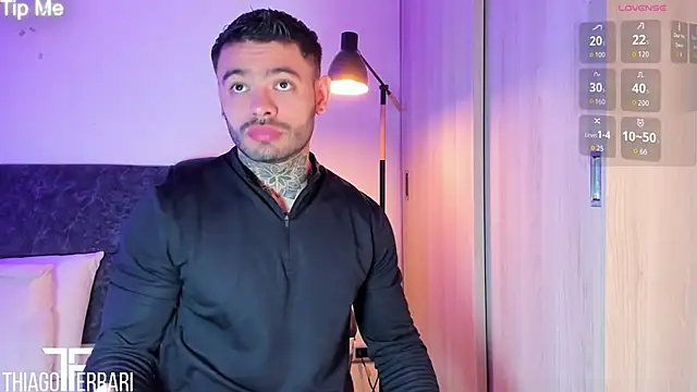 thiago ferrari  online show from June 17, 2026, 10:52 pm