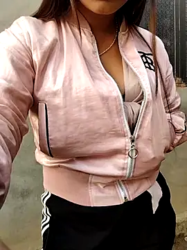 Snapshot of waaini99 chatting on January 19, 2026, 12:58 am waaini99 online show from January 19, 2026, 12:58 am