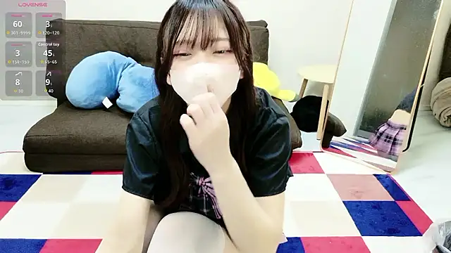 Nanamin- online show from June 1, 2026, 2:28 pm