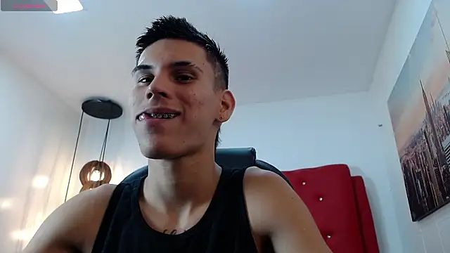 Snapshot of paullcb chatting on February 8, 2026, 3:26 am paullcb online show from February 8, 2026, 3:26 am