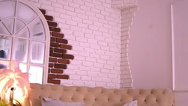 NyssaSky online show from April 14, 2026, 5:29 pm